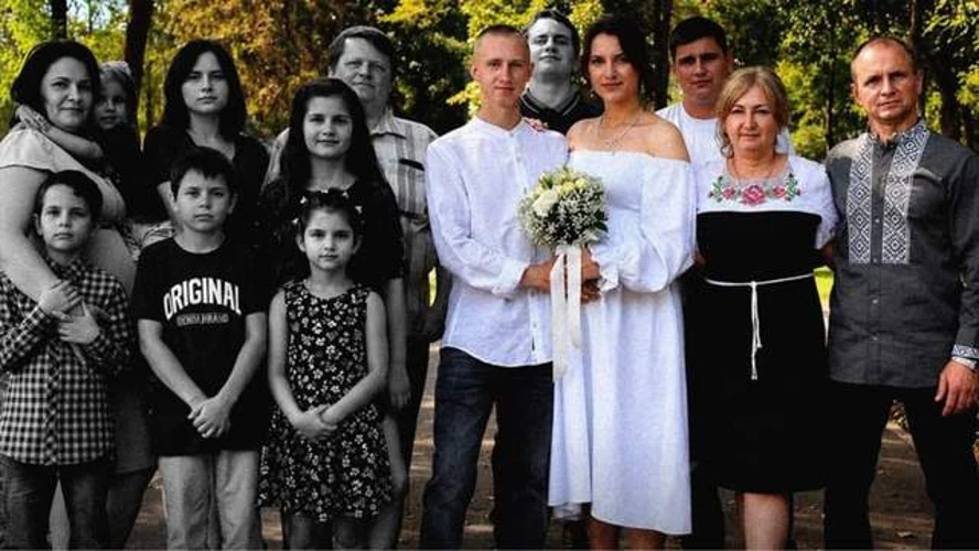Руїни приватного будинку родини Воронових у Радушному після влучення російської ракети