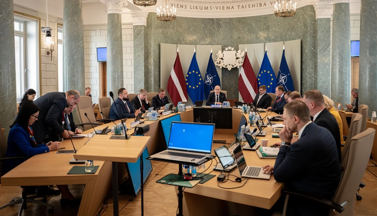 Будівля Державної канцелярії Латвії, де уряд ухвалив рішення про національні санкції