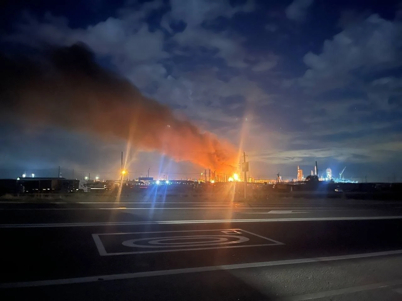 Ільський НПЗ після нічної атаки 26 вересня та дрон FP-1