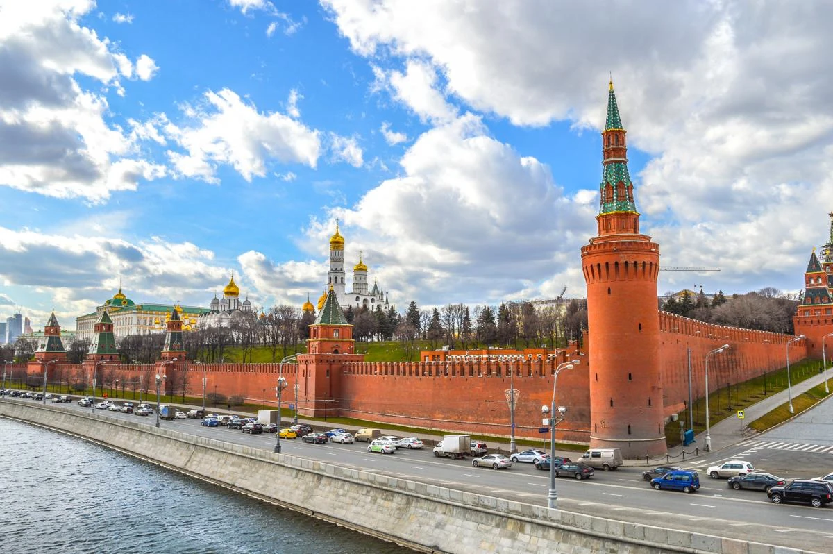 Володимир Путін і Стівен Віткофф під час зустрічі у Костянтинівському палаці 21 жовтня 2026 року
